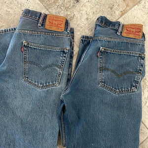 Levi’s 2 pair bundle mens size 38 x30 relaxed fit light  medium wash